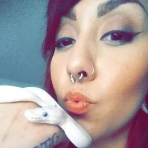 Meet your Posher, Vanessa